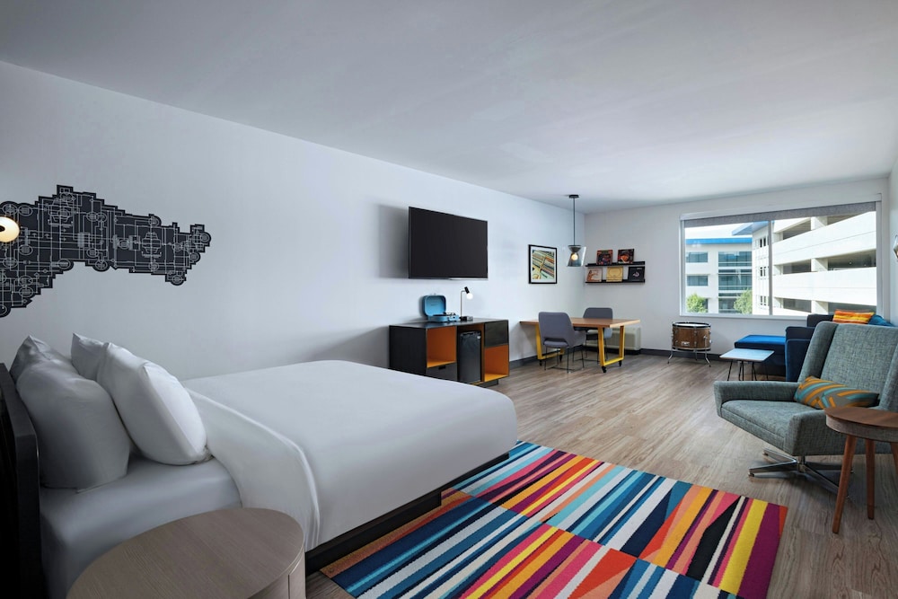 Aloft Austin Southwest - photo 11