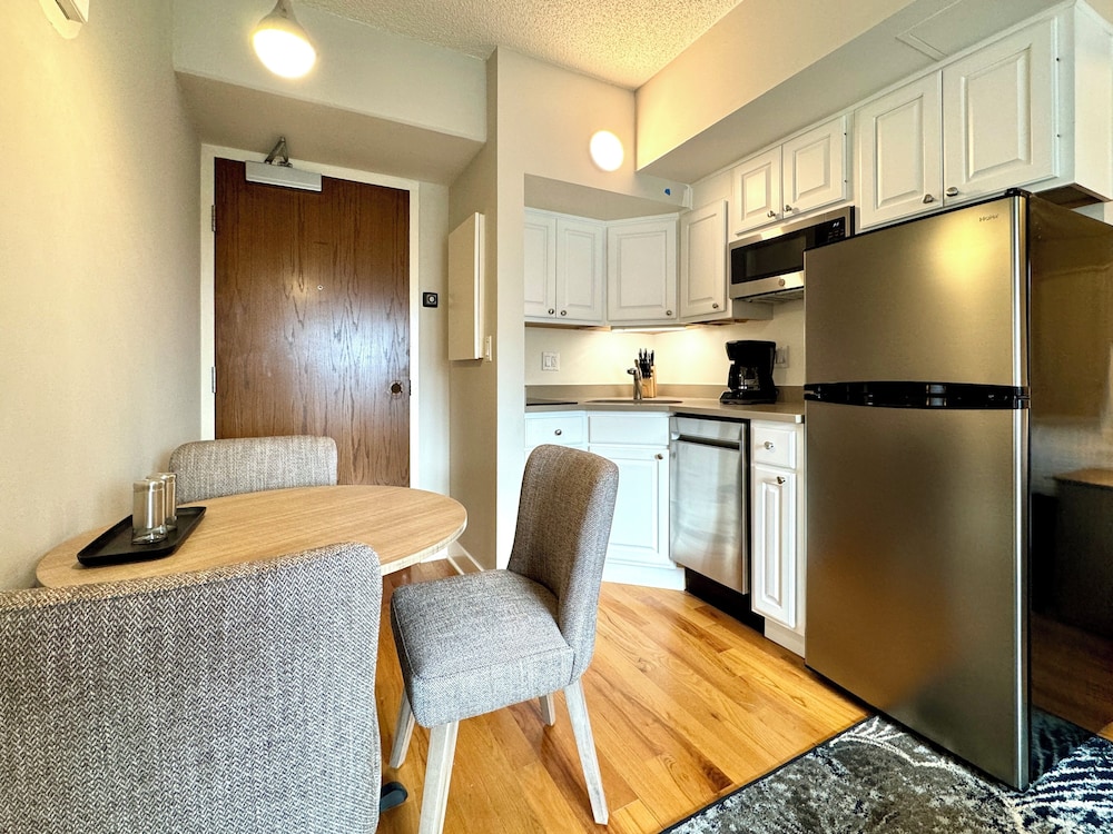 The Gem Museum Suites - photo 32