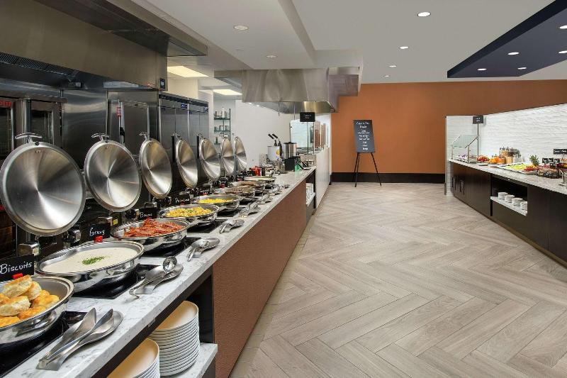 Embassy Suites by Hilton Knoxville Downtown - photo 117