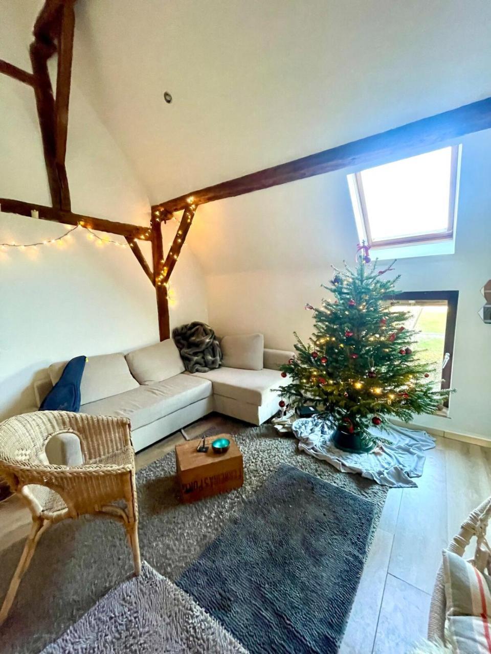 Petit Duplex Cosy Coup de Coeur Dans Ferme de Charme du 18 E Siecle Au Milieu Des Champs — hotel in Grez-Doiceau