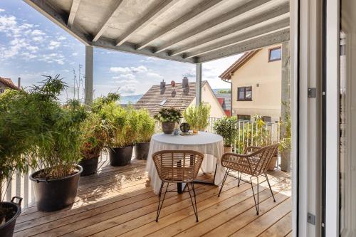 Seeapartment Höri — 4-Star Luxury Hotel in Gaienhofen, Germany
