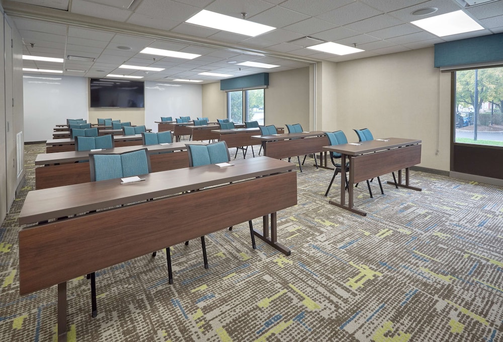 Hampton Inn by Hilton Harrisburg West - photo 36