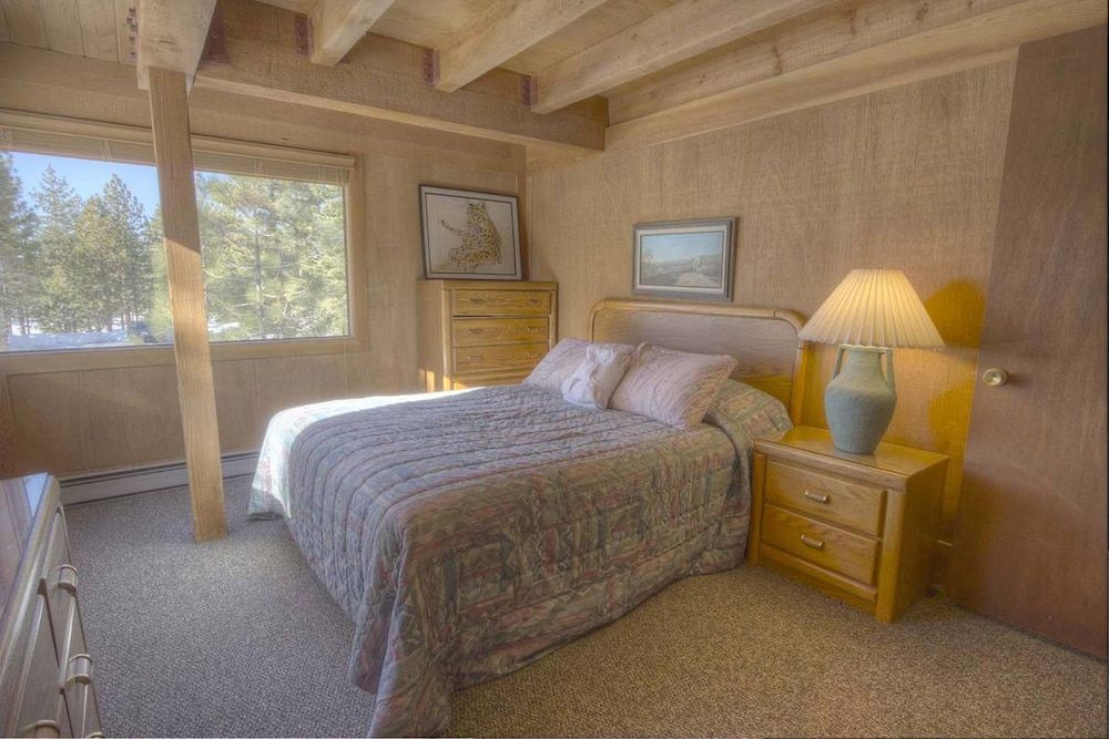Lake Village Resort 3 Bedroom Townhouse by RedAwning - photo 10