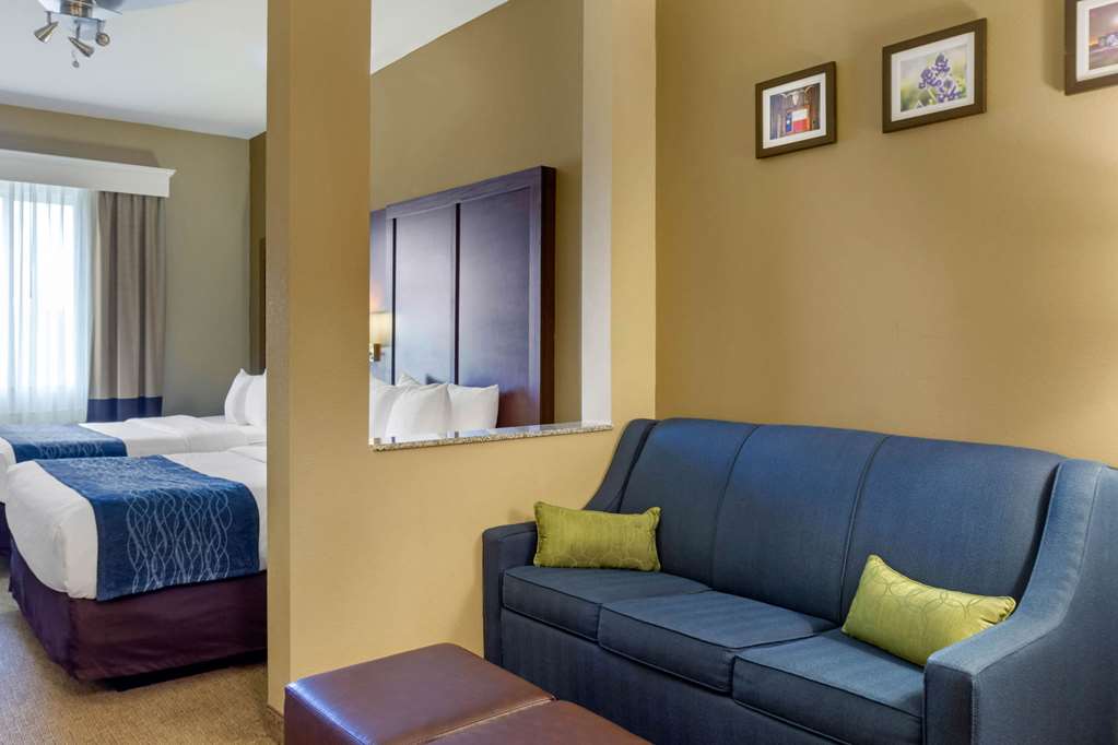 Comfort Inn & Suites Amarillo East - photo 13