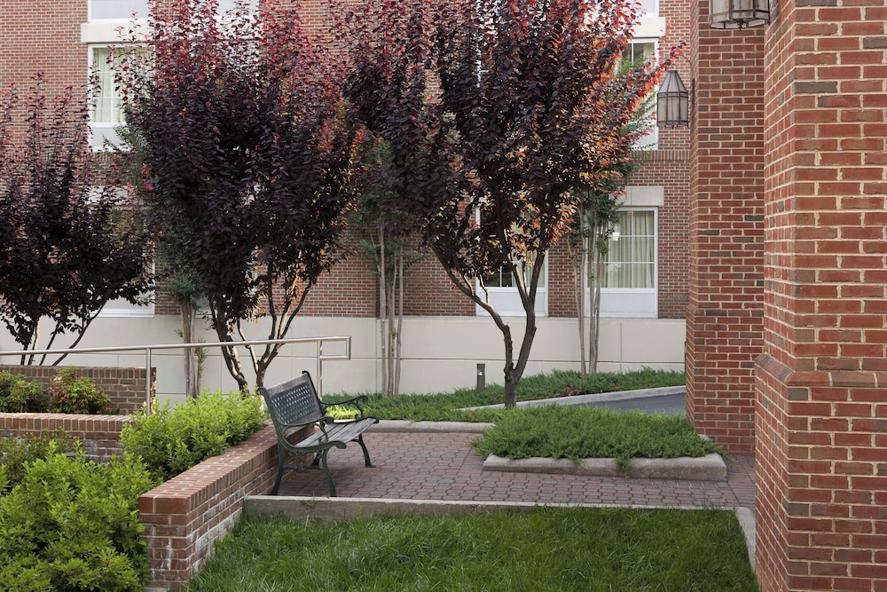 Courtyard by Marriott Charlottesville University Medical Ctr - photo 35