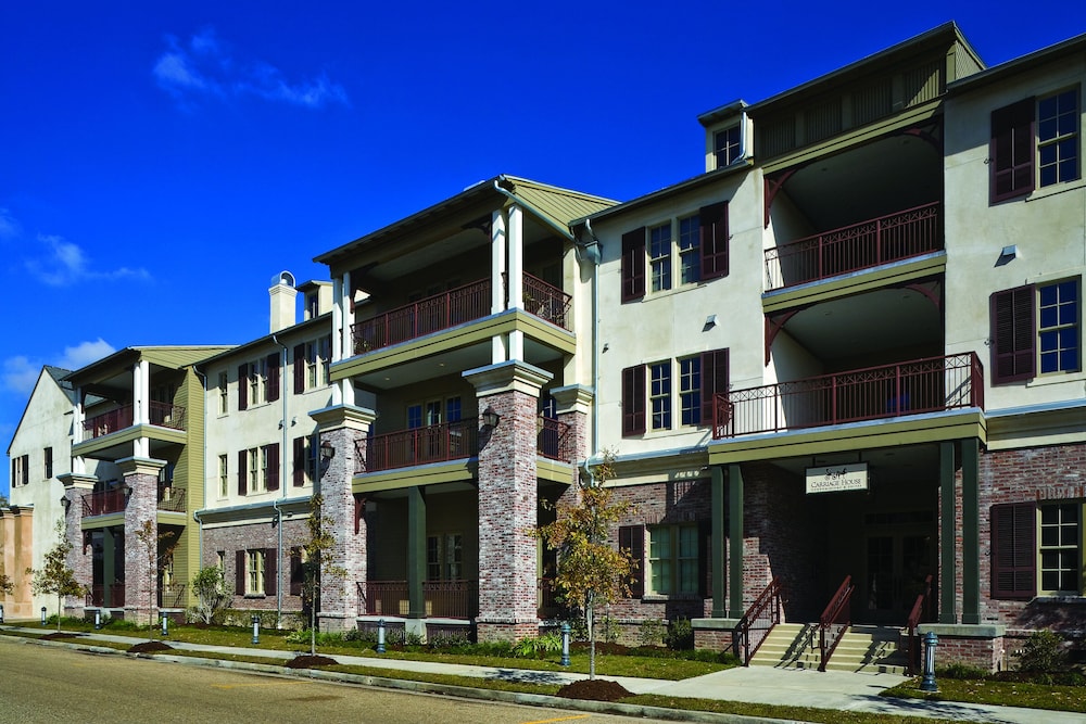 Carriage House Hotel - photo 32