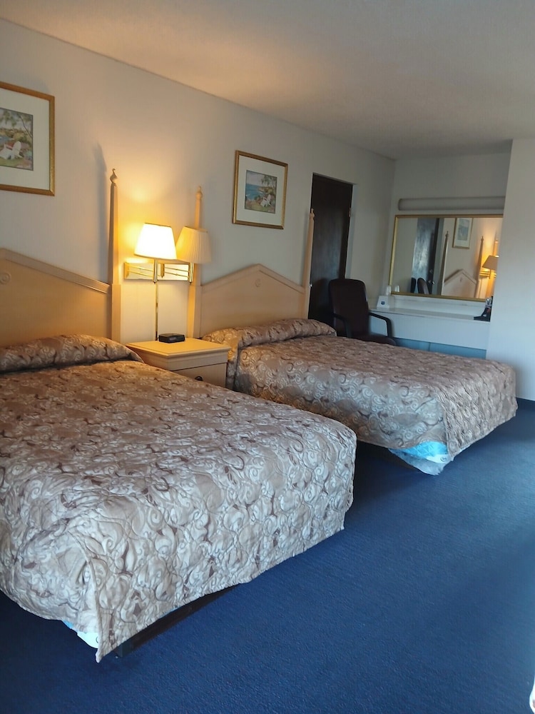 The Hastings Inn Parsons - photo 5