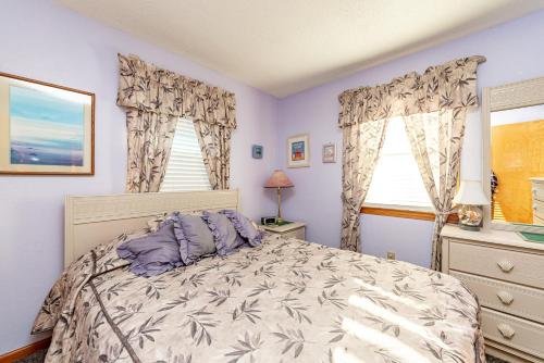 Coleman's Beach Front Inn - photo 28