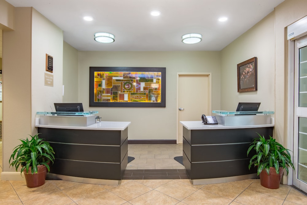 Candlewood Suites Jefferson City by IHG - photo 36