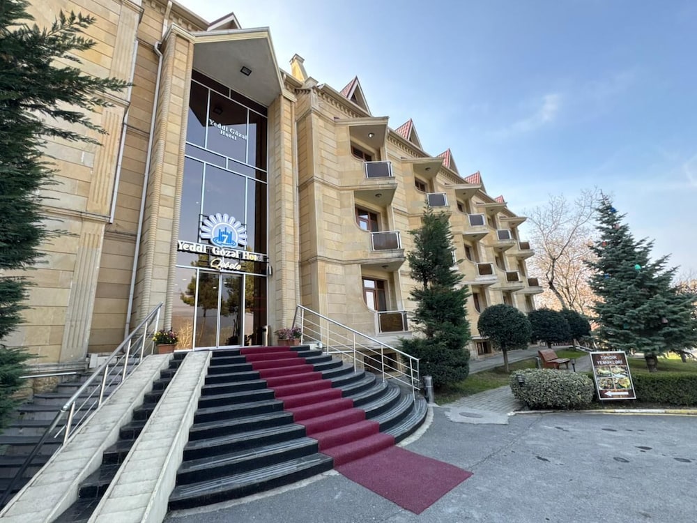 Qebele Yeddı Gozel Hotel in Qutqashen, Azerbaijan