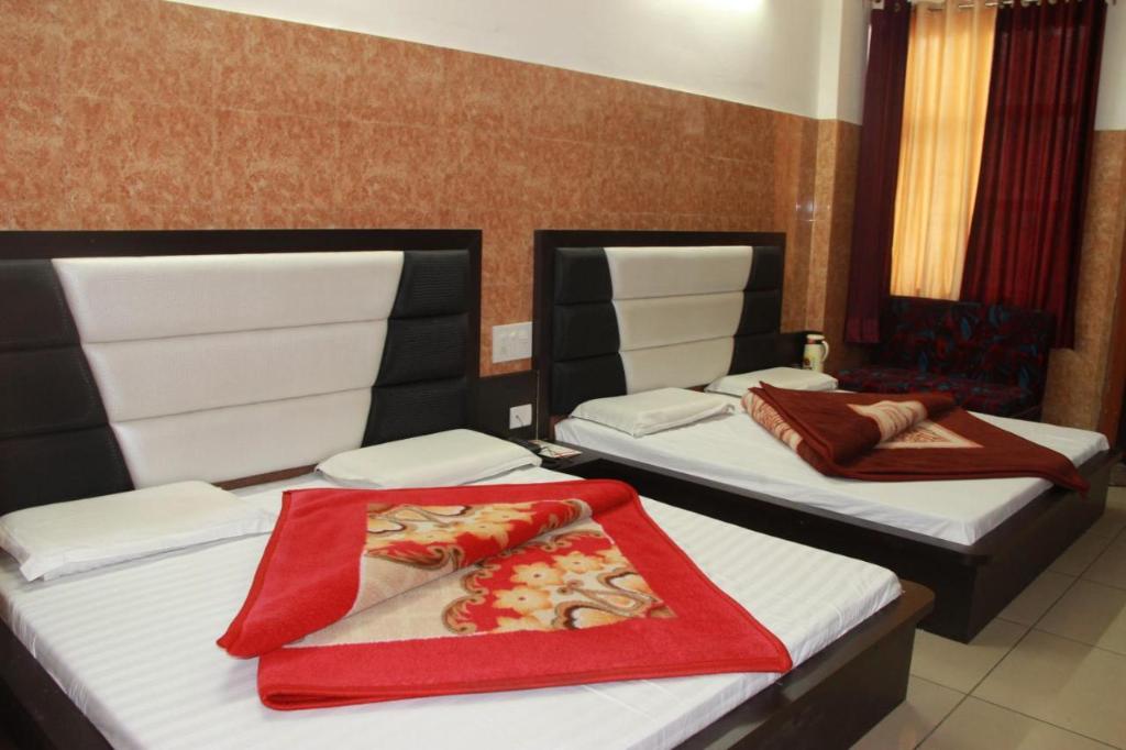 Aashirwad Hotel — Katra — photo 2
