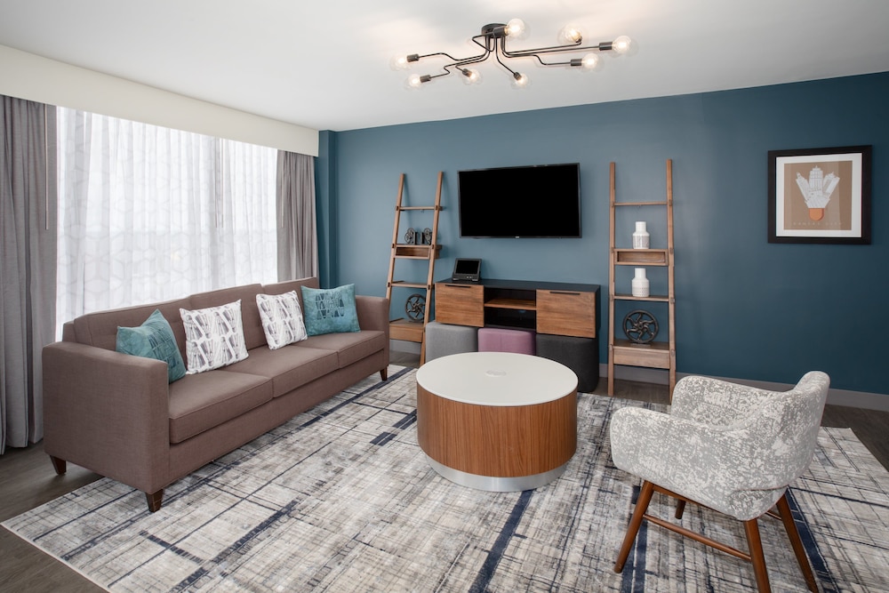 Crowne Plaza Kansas City Downtown by IHG - photo 50