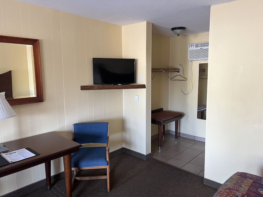 All Star Inn & Suites - photo 203