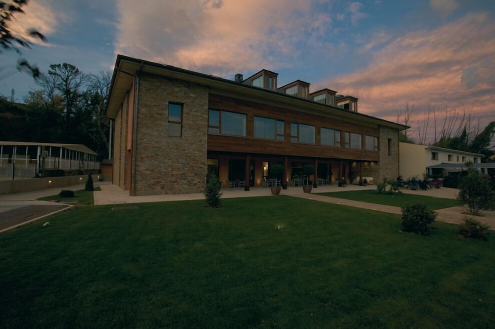 Hotel Rural De Floriana — Molinaseca