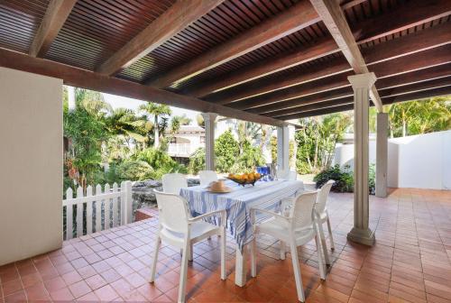 Summer Lodge Villa 5 — 4-Star Luxury Hotel in Margate, South Africa