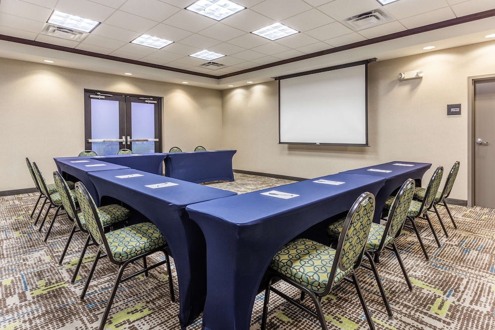 Hampton Inn Minneapolis Shakopee - photo 19
