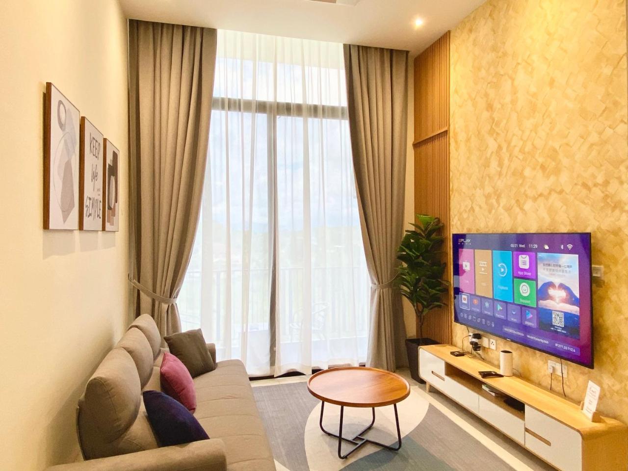 The Podium 3R2B Free 2 Parking 12 Pax D321 — 4-Star Luxury Hotel in Kuching, Malaysia