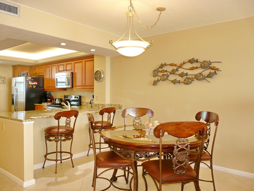 South Seas Tower 3 905 - photo 14