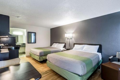 Concorde Inn Suites Pekin - photo 58