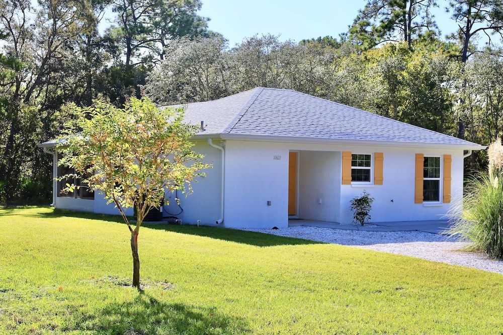Sassa Boutique Homes — 4-Star Luxury Hotel in Homosassa, United States