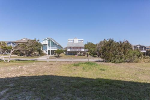 No Worries by Oak Island Accommodations - photo 19