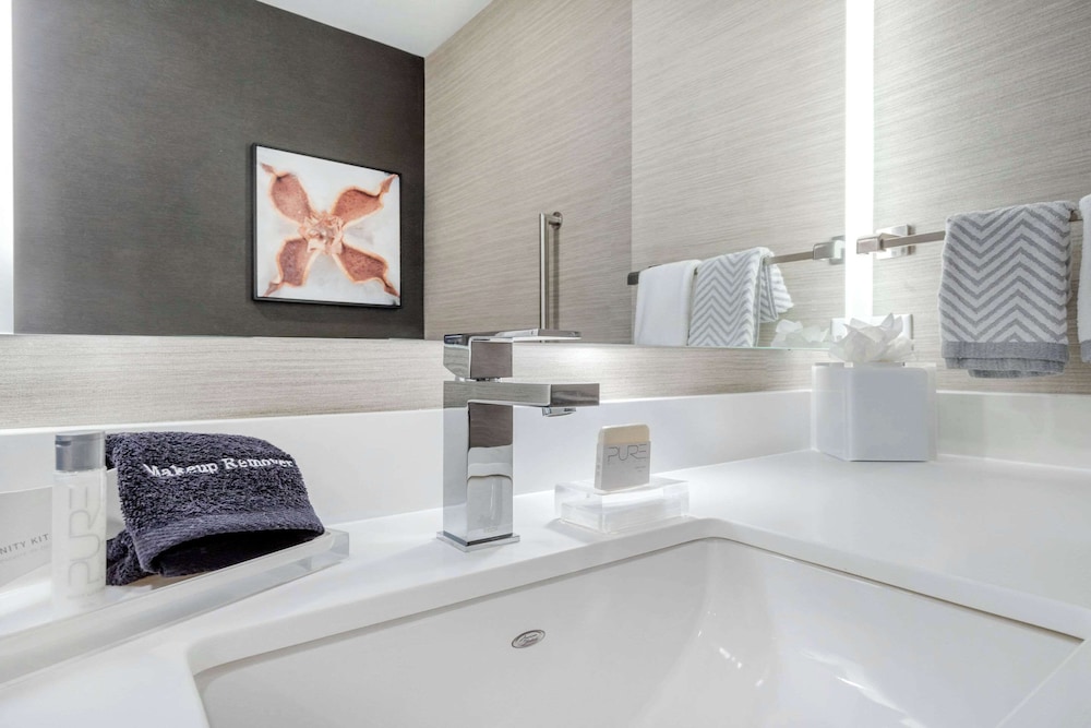 Cambria Hotel Fort Mill - photo 20