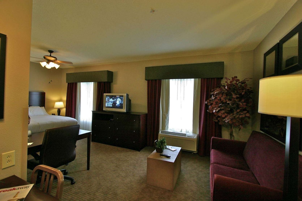 Homewood Suites by Hilton Bloomington - photo 44