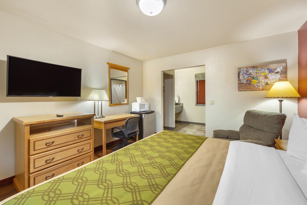 Harmony Inn & Suites - photo 2