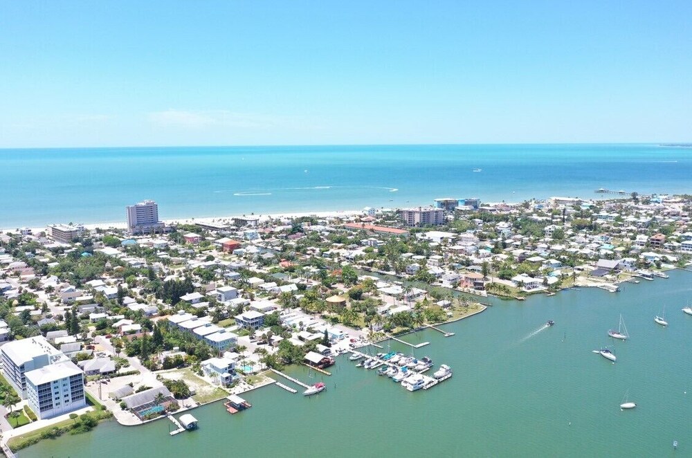 269 Driftwood Ln #3 — Fort Myers Beach — photo 3