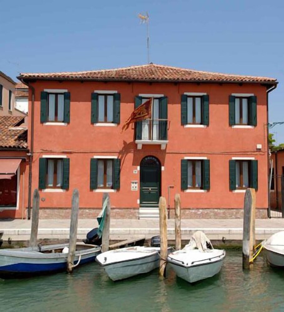 Ca' Mazzega — 4-Star Luxury Hotel in Murano, Italy