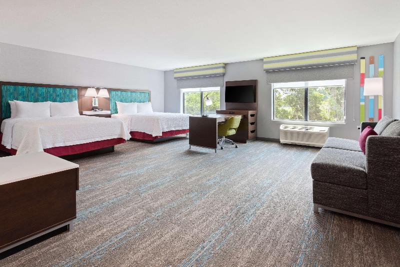 Hampton Inn & Suites Alachua I 75 - photo 18