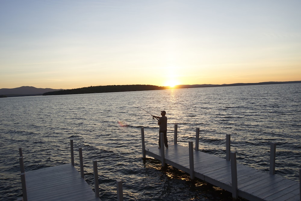 Belknap Point Inn - carbon neutral hotel in Gilford