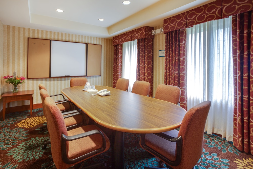 Staybridge Suites Corning by IHG - photo 28