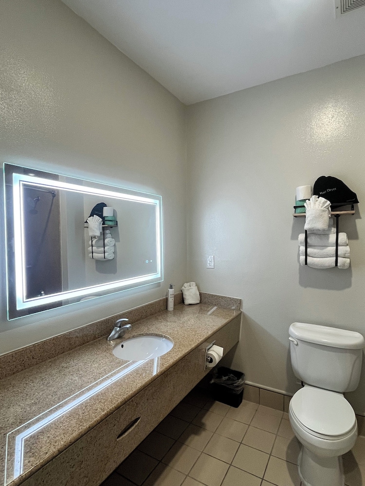 Sonesta Essential North Houston - photo 26