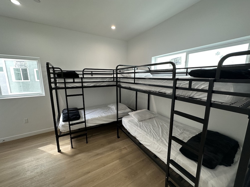 RoamHub Residences - photo 3