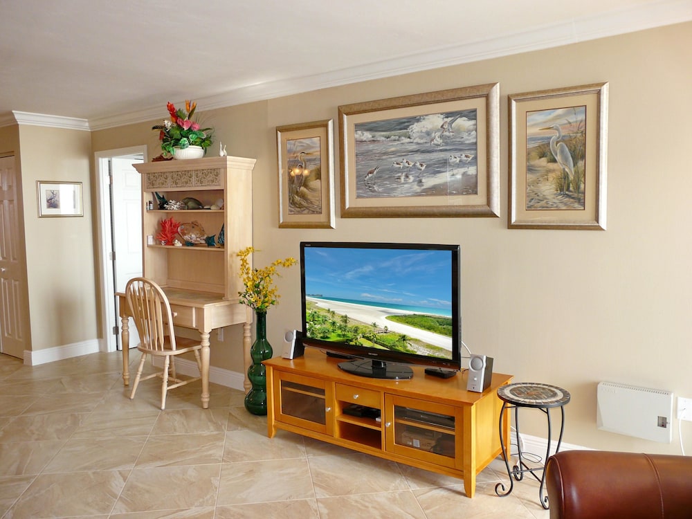 South Seas Tower 1 1204 Marco Island - photo 11