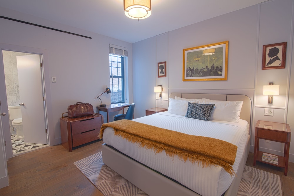 Hotel Belleclaire - photo 9