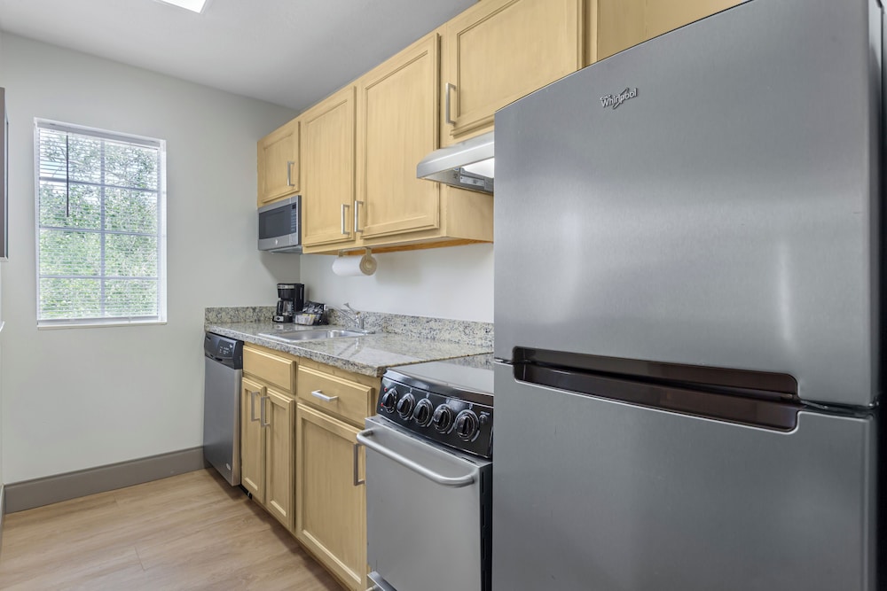 MainStay Suites Tampa Moffitt USF - photo 7