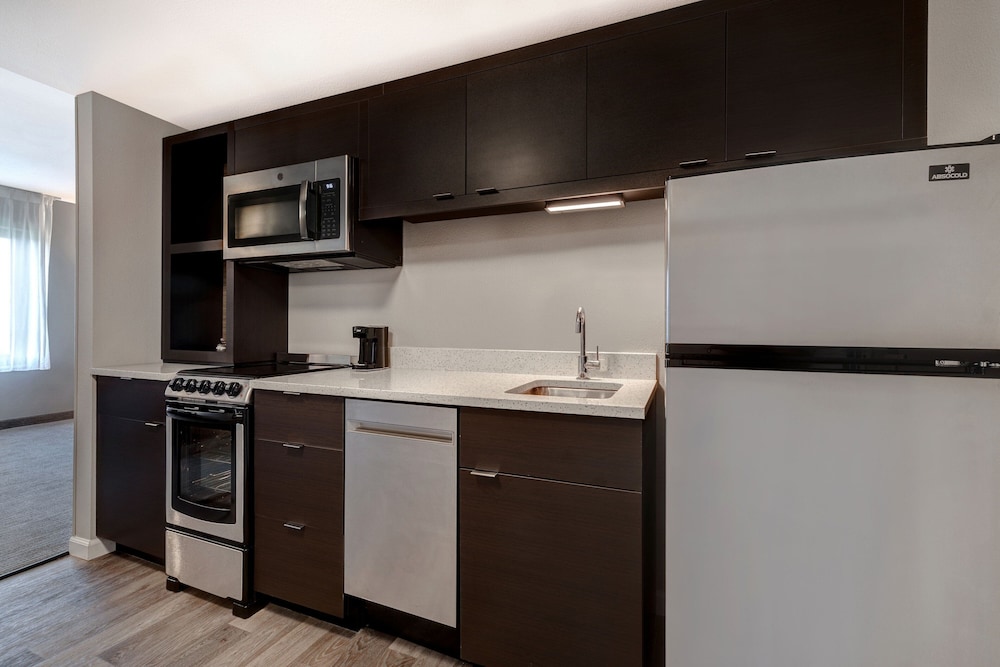 TownePlace Suites San Luis Obispo - photo 8
