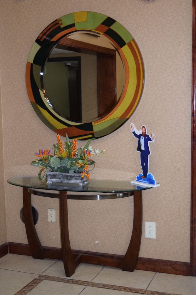 Super 8 by Wyndham Homewood Birmingham Area - photo 26