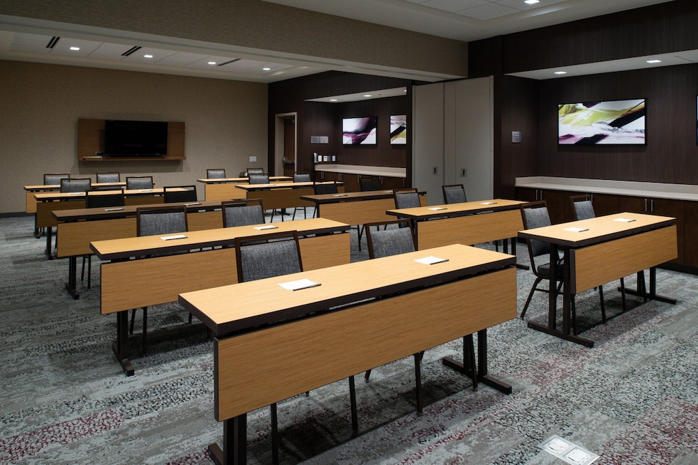 Courtyard by Marriott Charlotte Steele Creek - photo 47