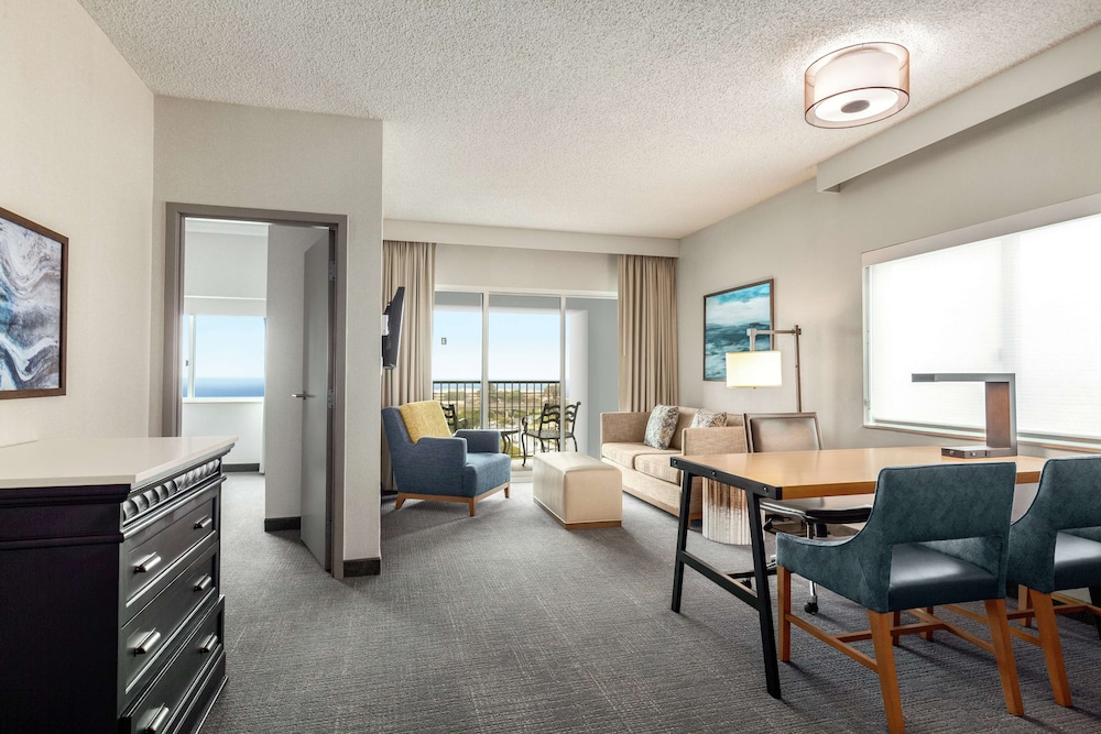 Embassy Suites by Hilton Monterey Bay Seaside - photo 14