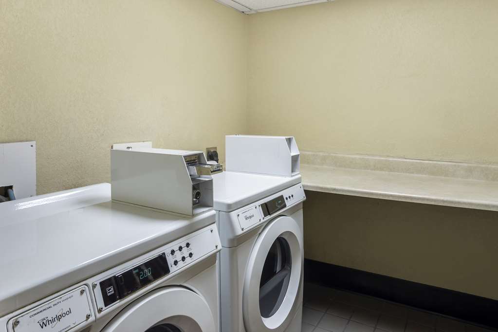 Best Western Harrisburg North Hotel - photo 29