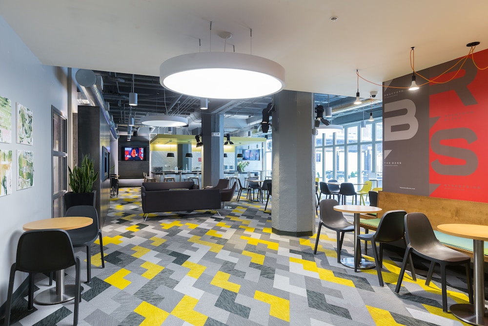 Swofford by Zencity — hotel in North Kansas City