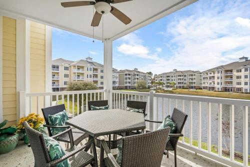 Pond View Natural Light Short Drive To Ocean — 4-Star Luxury Hotel in Myrtle Beach, United States