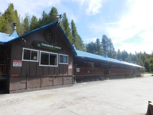 The Tamarack Lodge — 5-Star Luxury Hotel in Lakeshore, United States