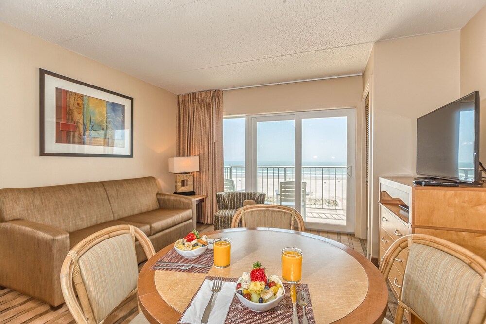 Reges Oceanfront Resort in Wildwood Crest, United States