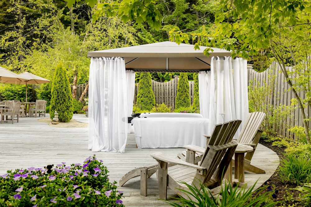 Spruce Point Inn - photo 27