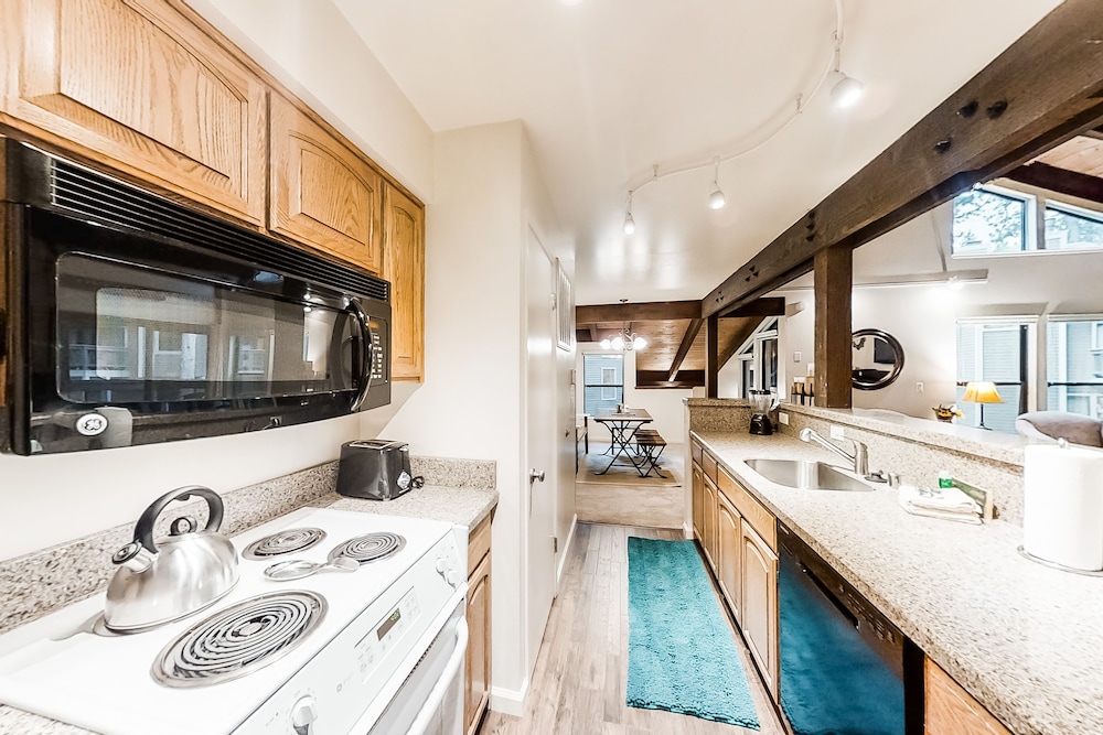 619 Lakefront - photo 30