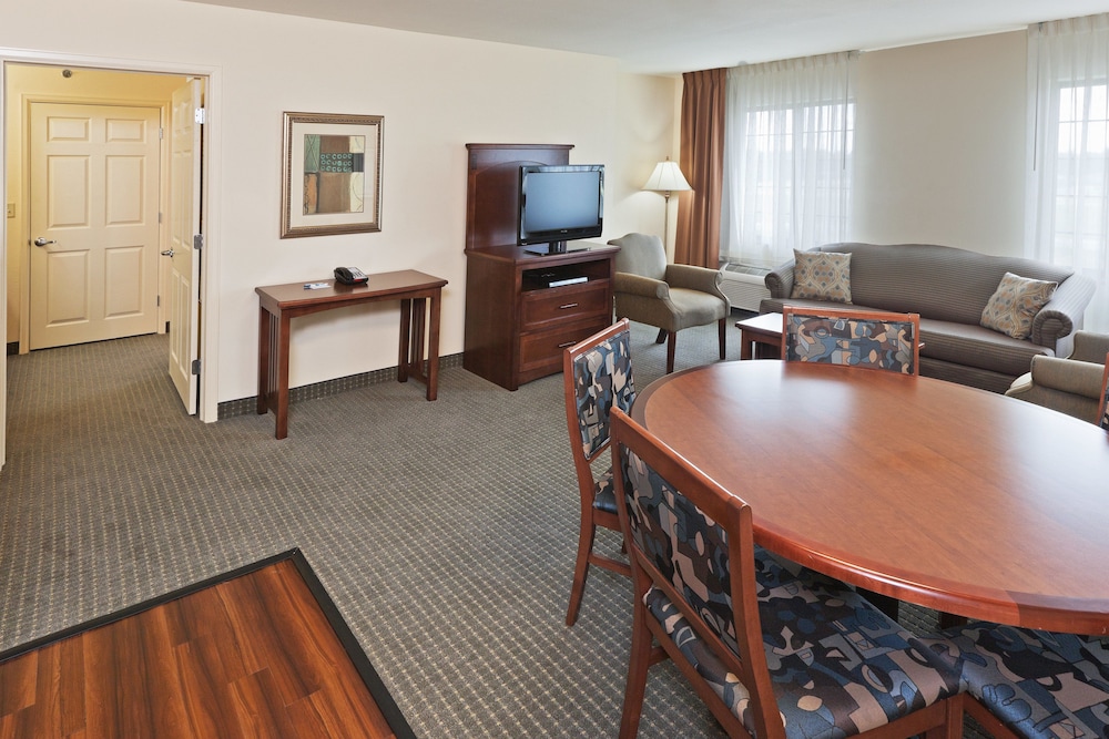 Staybridge Suites Wichita by IHG - photo 12